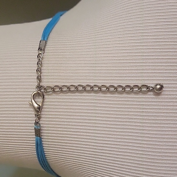 Fun Fashion Necklace - Picture 8 of 8